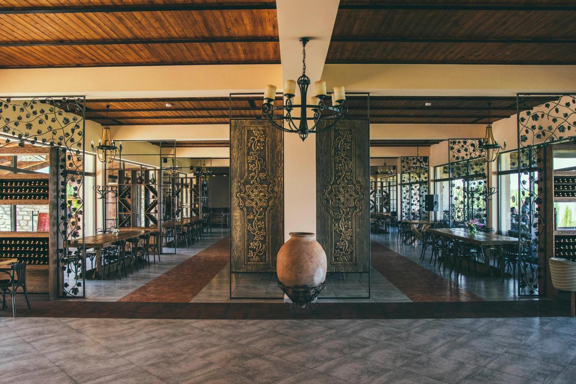 Chateau Mosmieri Hotel & Winery 텔라비 외부 사진