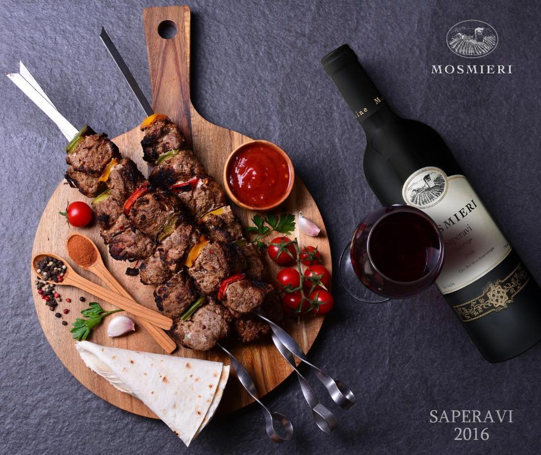 Chateau Mosmieri Hotel & Winery 텔라비 외부 사진